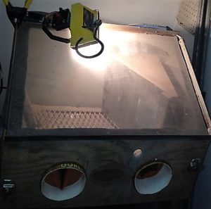 sandblast cabinet outside light